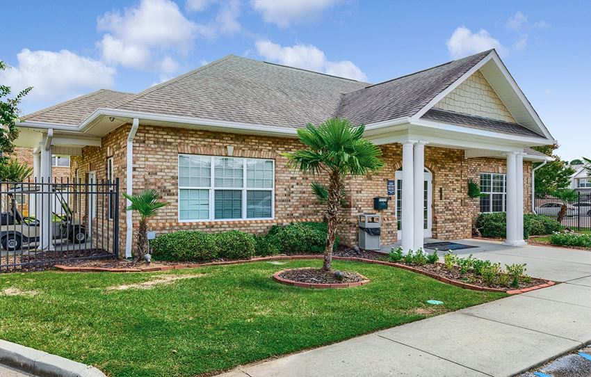 Three Rivers Landing Apartments, 13120 Three Rivers Road, Gulfport, MS